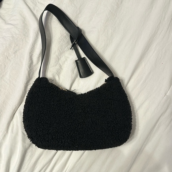 Black Fur Shoulder Bag - Picture 1 of 4